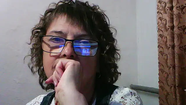 ElizabethGorden online show from June 2, 5:37 pm