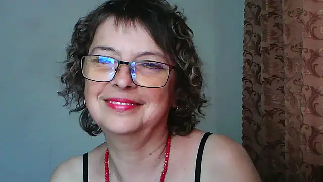 ElizabethGorden online show from June 6, 11:59 am