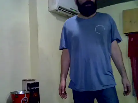 Snapshot of day23i9 chatting on June 28, 1:44 am day23i9 online show from June 28, 1:44 am