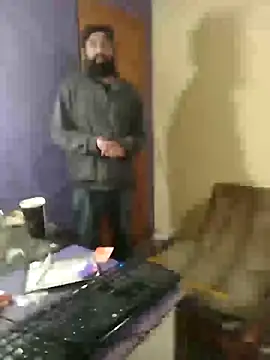 Snapshot of day23i9 chatting on July 15, 12:27 am day23i9 online show from July 15, 12:27 am