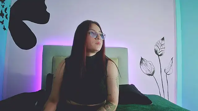 marita  online show from June 17, 7:37 pm
