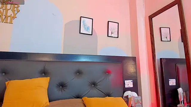 Snapshot of Boy_Mathew chatting on July 6, 2:08 am Boy Mathew online show from July 6, 2:08 am