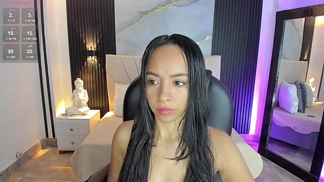Snapshot of Selene-Diior chatting on July 5, 10:11 am Selene-Diior online show from July 5, 10:11 am