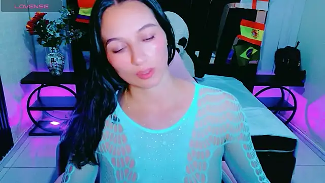 Snapshot of Megan_Rai chatting on June 23, 7:34 pm Megan Rai online show from June 23, 7:34 pm