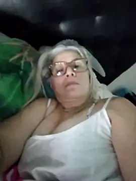 Snapshot of chanelsexx chatting on July 7, 1:52 am chanelsexx online show from July 7, 1:52 am
