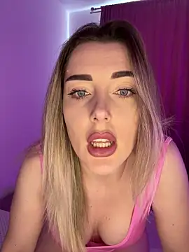 IrisDesireeX online show from May 6, 11:26 am