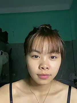 Snapshot of Cry_sexy chatting on May 16, 7:45 pm Cry sexy online show from May 16, 7:45 pm