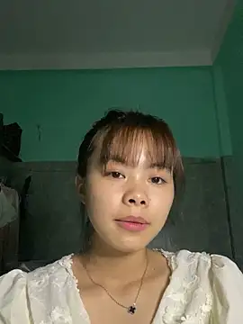 Snapshot of Cry_sexy chatting on May 16, 8:07 pm Cry sexy online show from May 16, 8:07 pm