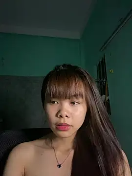 Snapshot of Cry_sexy chatting on June 1, 5:25 pm Cry sexy online show from June 1, 5:25 pm