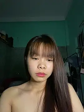 Snapshot of Cry_sexy chatting on June 7, 8:12 pm Cry sexy online show from June 7, 8:12 pm