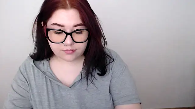 KarolinasHot online show from May 6, 7:46 am