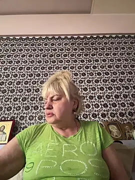 Snapshot of AnastasiaGrey777 chatting on June 16, 5:04 pm AnastasiaGrey777 online show from June 16, 5:04 pm