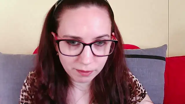 Snapshot of EmilyHotAngel chatting on July 22, 2:20 pm EmilyHotAngel online show from July 22, 2:20 pm