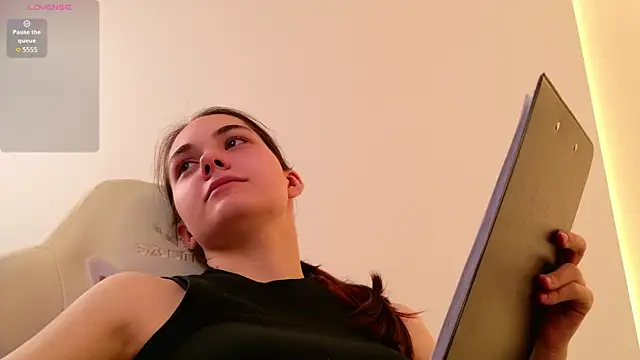 Snapshot of Sindell_cryell chatting on July 2, 9:10 pm Sindell cryell online show from July 2, 9:10 pm