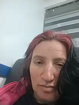 Snapshot of CloeMature chatting on July 29, 6:33 am CloeMature online show from July 29, 6:33 am