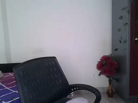 Snapshot of SASSY__BABY_ chatting on May 15, 5:58 am SASSY BABY online show from May 15, 5:58 am