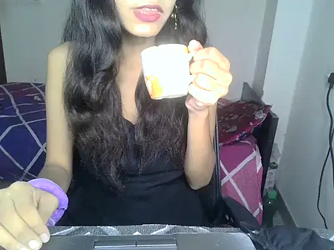 Snapshot of SASSY__BABY_ chatting on June 30, 6:25 am SASSY BABY online show from June 30, 6:25 am