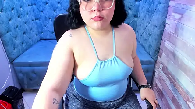 Snapshot of Sweet_Nova_ chatting on May 26, 11:50 am Sweet Nova online show from May 26, 11:50 am