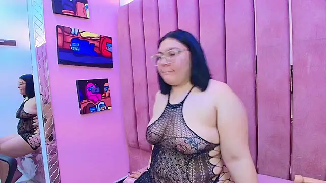 Snapshot of Sweet_Nova_ chatting on June 11, 3:26 am Sweet Nova online show from June 11, 3:26 am