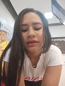 Snapshot of AntonellaMonroew chatting on May 26, 4:47 pm AntonellaMonroew online show from May 26, 4:47 pm
