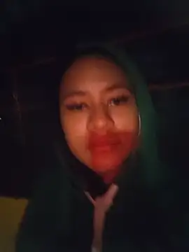 Snapshot of AntonellaMonroew chatting on June 7, 3:43 am AntonellaMonroew online show from June 7, 3:43 am
