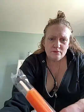 Snapshot of Kellilyn10 chatting on June 2, 3:36 pm Kellilyn10 online show from June 2, 3:36 pm