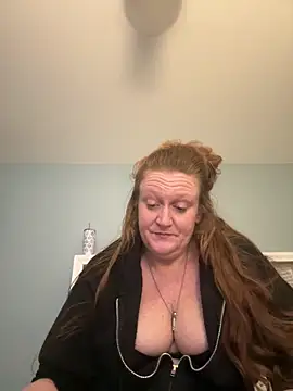 Snapshot of Kellilyn10 chatting on June 18, 2:34 am Kellilyn10 online show from June 18, 2:34 am
