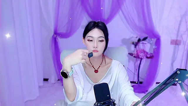 Snapshot of Tili_Lucky chatting on May 14, 12:56 pm Tili Lucky online show from May 14, 12:56 pm