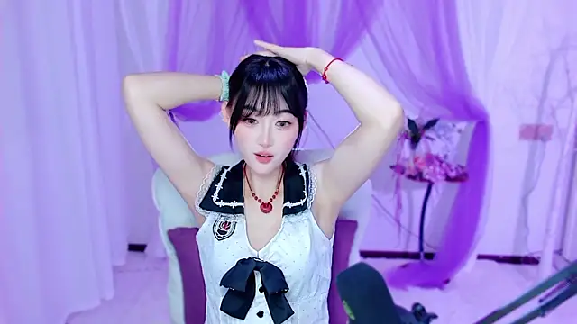 Snapshot of Tili_Lucky chatting on May 26, 1:23 am Tili Lucky online show from May 26, 1:23 am