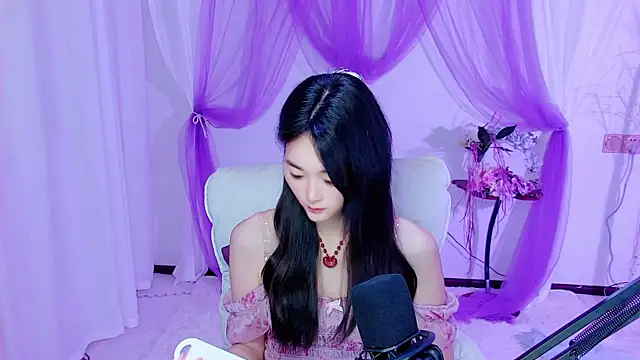 Snapshot of Tili_Lucky chatting on May 27, 1:57 am Tili Lucky online show from May 27, 1:57 am