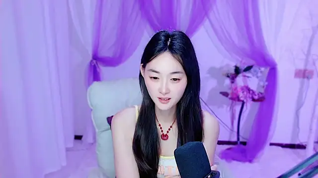 Snapshot of Tili_Lucky chatting on May 29, 1:03 am Tili Lucky online show from May 29, 1:03 am