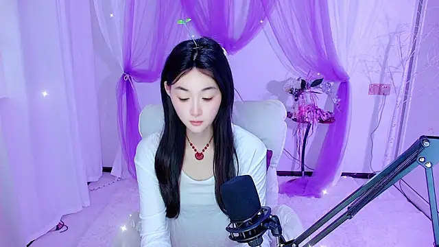 Snapshot of Tili_Lucky chatting on June 6, 1:11 am Tili Lucky online show from June 6, 1:11 am