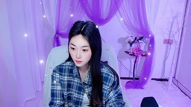 Snapshot of Tili_Lucky chatting on June 17, 1:19 am Tili Lucky online show from June 17, 1:19 am
