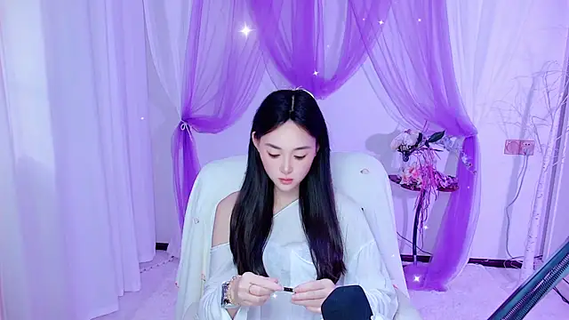 Snapshot of Tili_Lucky chatting on June 22, 1:07 am Tili Lucky online show from June 22, 1:07 am