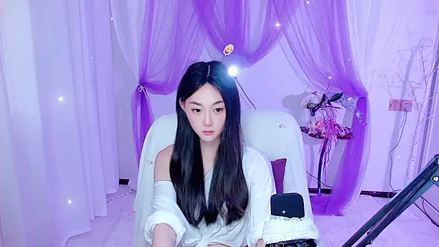 Snapshot of Tili_Lucky chatting on June 22, 3:25 am Tili Lucky online show from June 22, 3:25 am