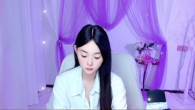 Snapshot of Tili_Lucky chatting on July 7, 12:57 am Tili Lucky online show from July 7, 12:57 am