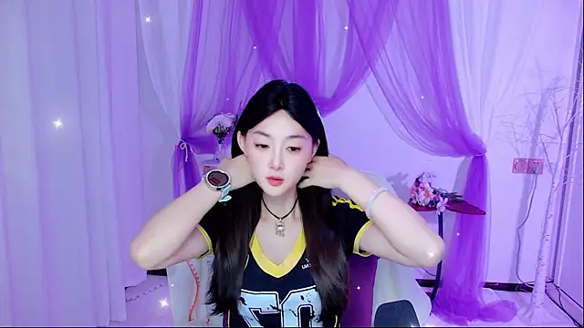 Snapshot of Tili_Lucky chatting on July 17, 1:01 am Tili Lucky online show from July 17, 1:01 am