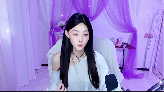 Snapshot of Tili_Lucky chatting on July 18, 1:10 am Tili Lucky online show from July 18, 1:10 am