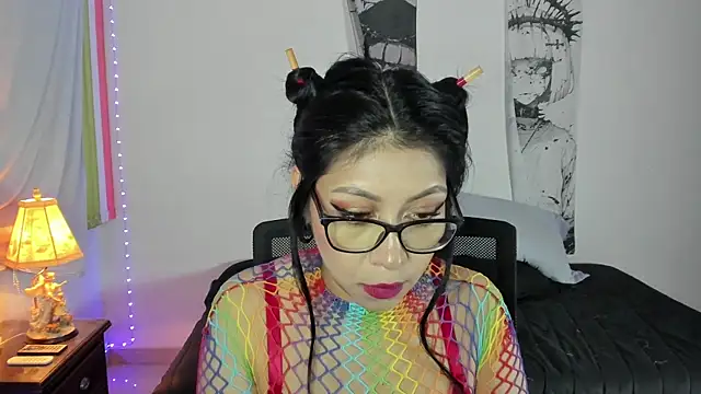 Snapshot of GoddessValentinaX chatting on June 21, 12:24 am GoddessValentinaX online show from June 21, 12:24 am