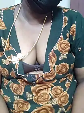 Snapshot of tamilkavitha123 chatting on July 31, 6:29 pm tamilkavitha123 online show from July 31, 6:29 pm