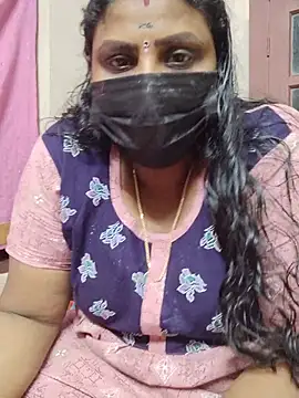Snapshot of tamilkavitha123 chatting on August 8, 12:18 pm tamilkavitha123 online show from August 8, 12:18 pm
