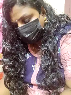 Snapshot of tamilkavitha123 chatting on August 9, 4:28 am tamilkavitha123 online show from August 9, 4:28 am