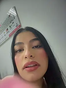 Snapshot of PippiCharmXXX chatting on July 28, 5:14 am PippiCharmXXX online show from July 28, 5:14 am