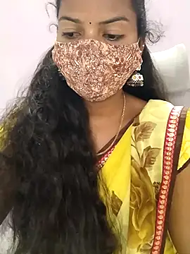 Snapshot of silksmitha- chatting on July 17, 7:15 am silksmitha- online show from July 17, 7:15 am