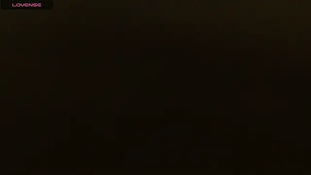 Snapshot of ariana1609 chatting on August 7, 2:30 pm ariana1609 online show from August 7, 2:30 pm