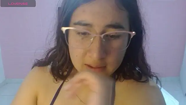 Snapshot of celeste16092020 chatting on June 25, 1:59 pm celeste16092020 online show from June 25, 1:59 pm