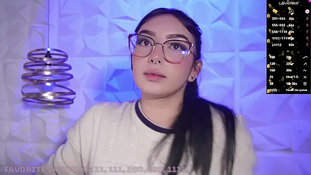 Snapshot of zara_bliss chatting on June 3, 2:33 pm zara bliss online show from June 3, 2:33 pm