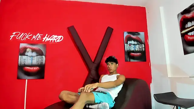 Snapshot of BOUL_GUYS chatting on July 22, 7:16 pm BOUL GUYS online show from July 22, 7:16 pm