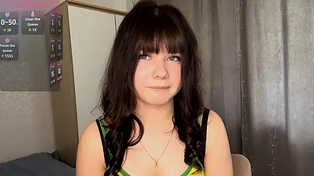 Snapshot of EmilyMercurial chatting on May 16, 8:00 am EmilyMercurial online show from May 16, 8:00 am