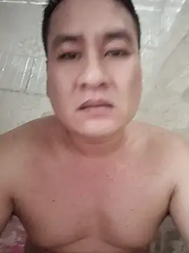 Snapshot of phuongmario96 chatting on May 9, 4:50 am phuongmario96 online show from May 9, 4:50 am